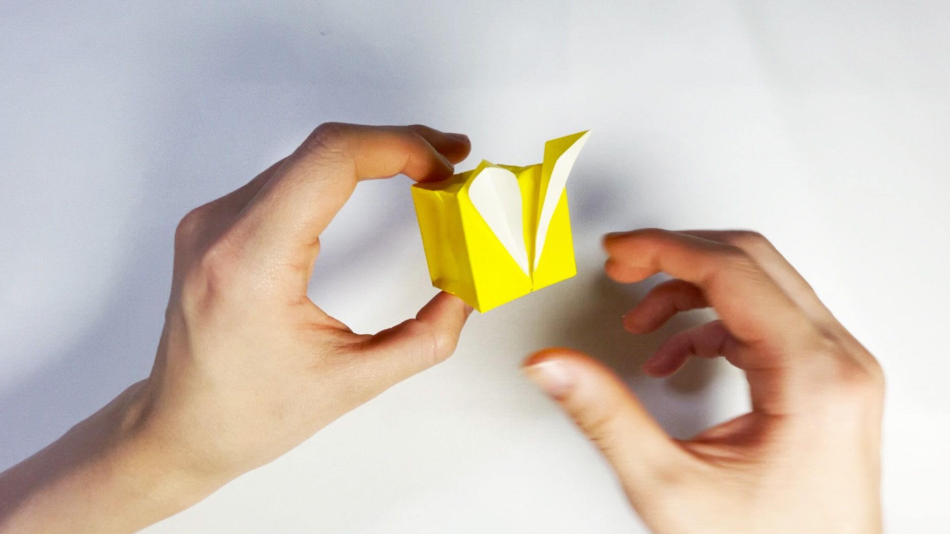 立体的な風船うさぎの折り方