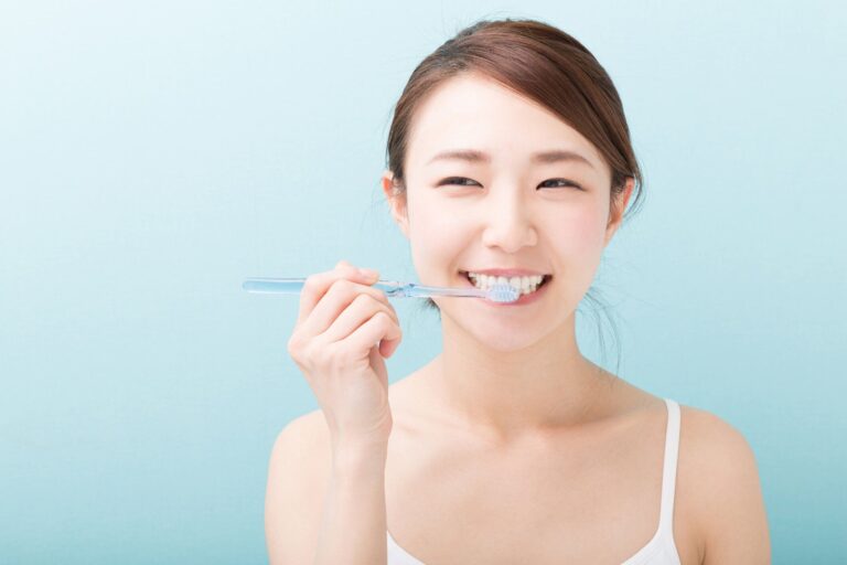 マスク生活で自分の口臭が気になっている人が急増！プロが解決