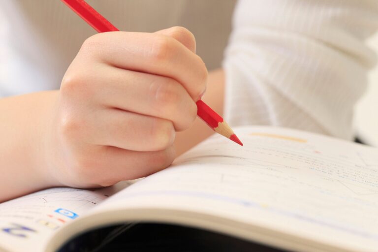 15年後に仕事を辞めたい！投資歴5年目利益額130万円のママが買っている銘柄は？