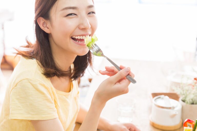 「楽しく食べればやせる」って本当!? アラサーママが成功した「食べやせダイエット」方法とは？