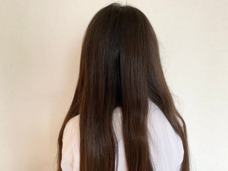 簡単！くるりんぱ2つでこなれ感ポニーテールヘアアレンジ！