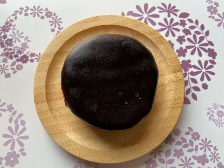 【北海道名物】人気のご当地パンは「ようかん×パン」が絶妙にマッチ！