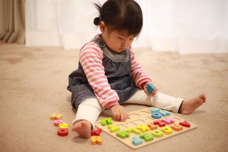 日本語と英語を一緒に吸収できる！？１・２歳の英語学習