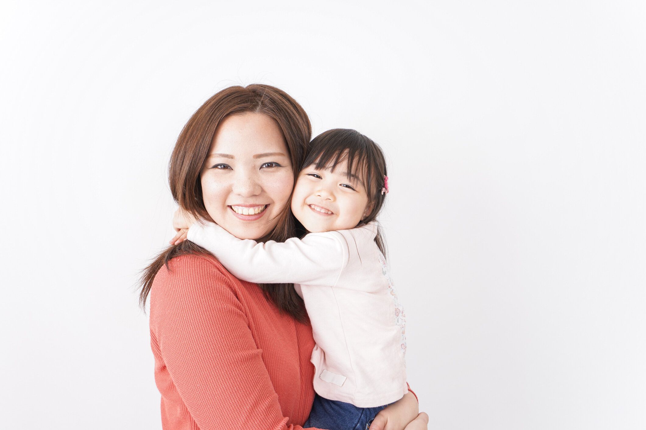 妊娠中の女性と子供