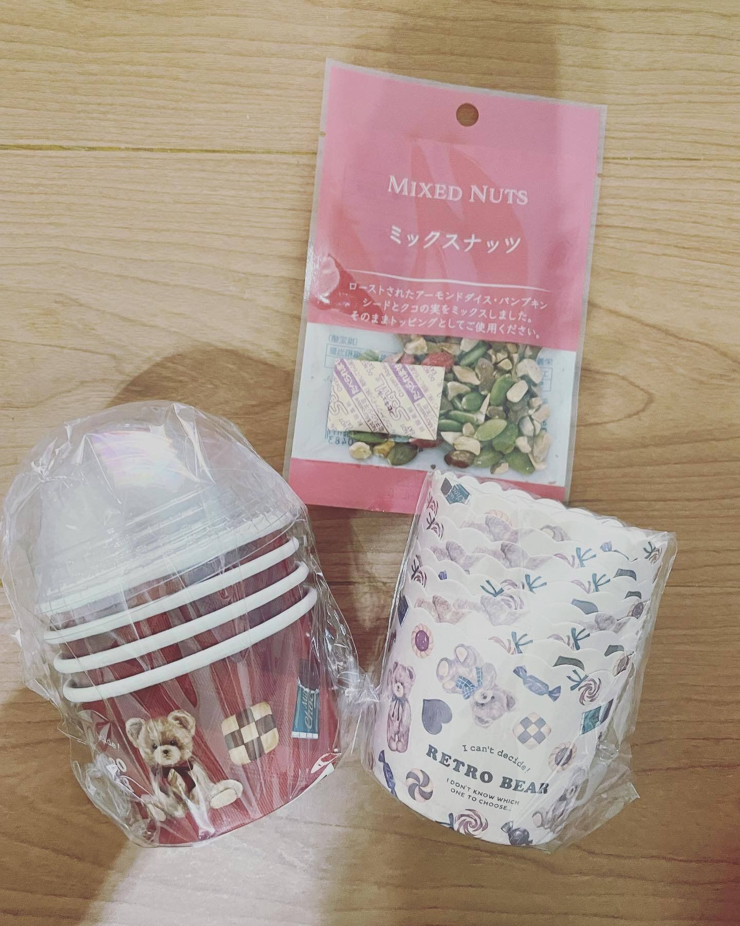 【セリア】かわいいくまがプリントされた紙製のカップはカジュアルなプレゼントにおすすめ