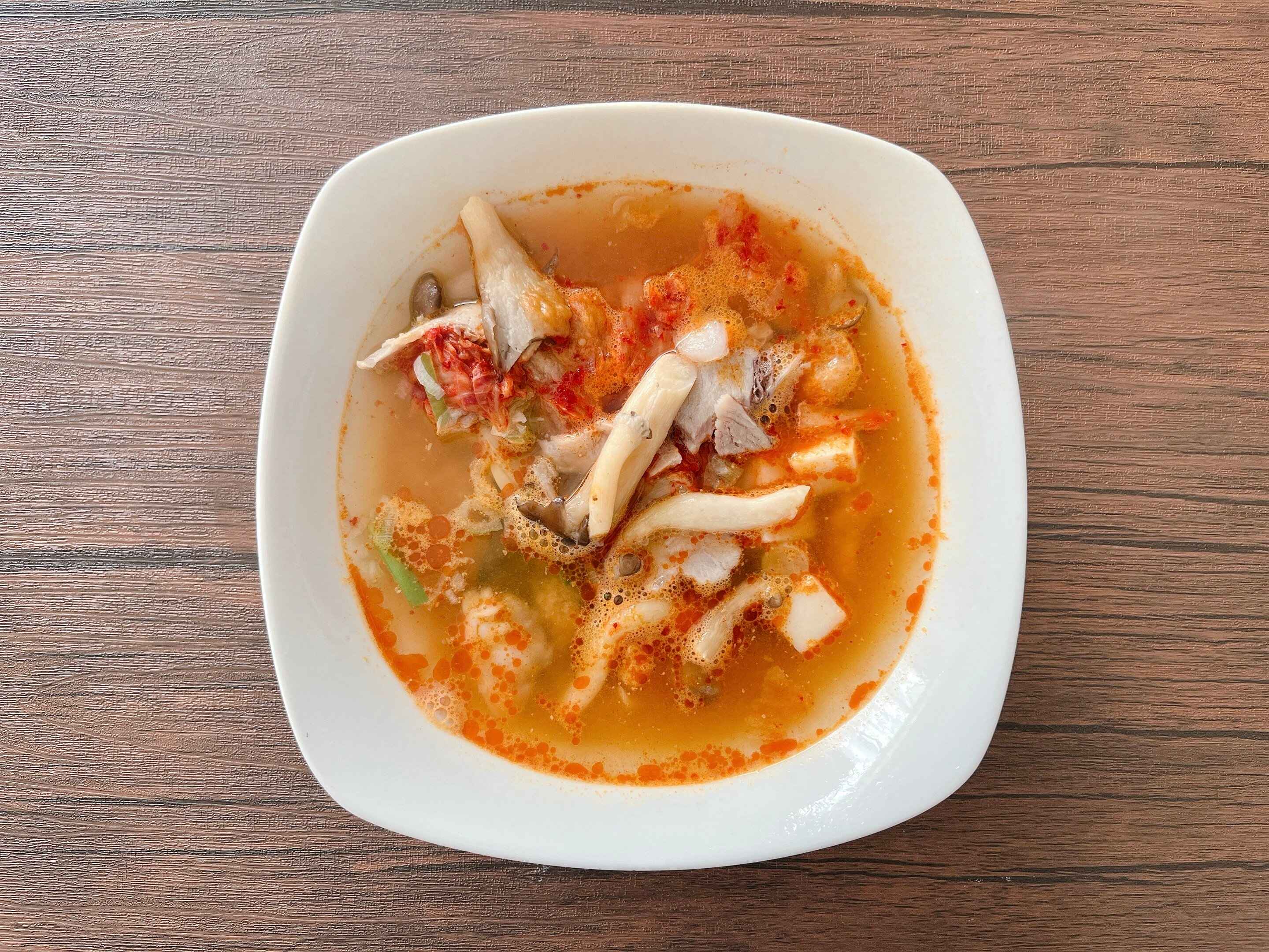 グリーンスプーン She is hot.