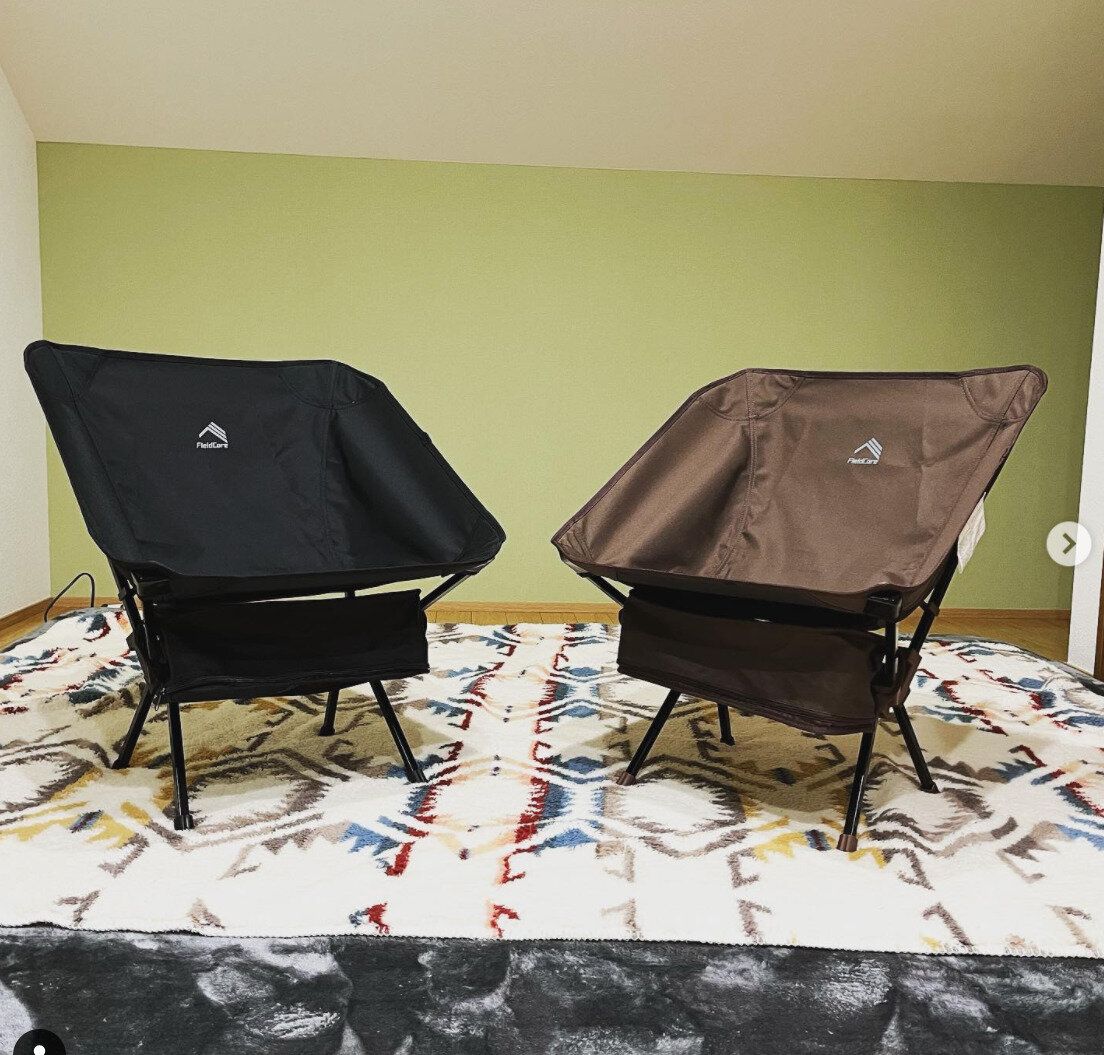 【ワークマン】安定感のある座り心地の『燃え広がりにくいローチェア』