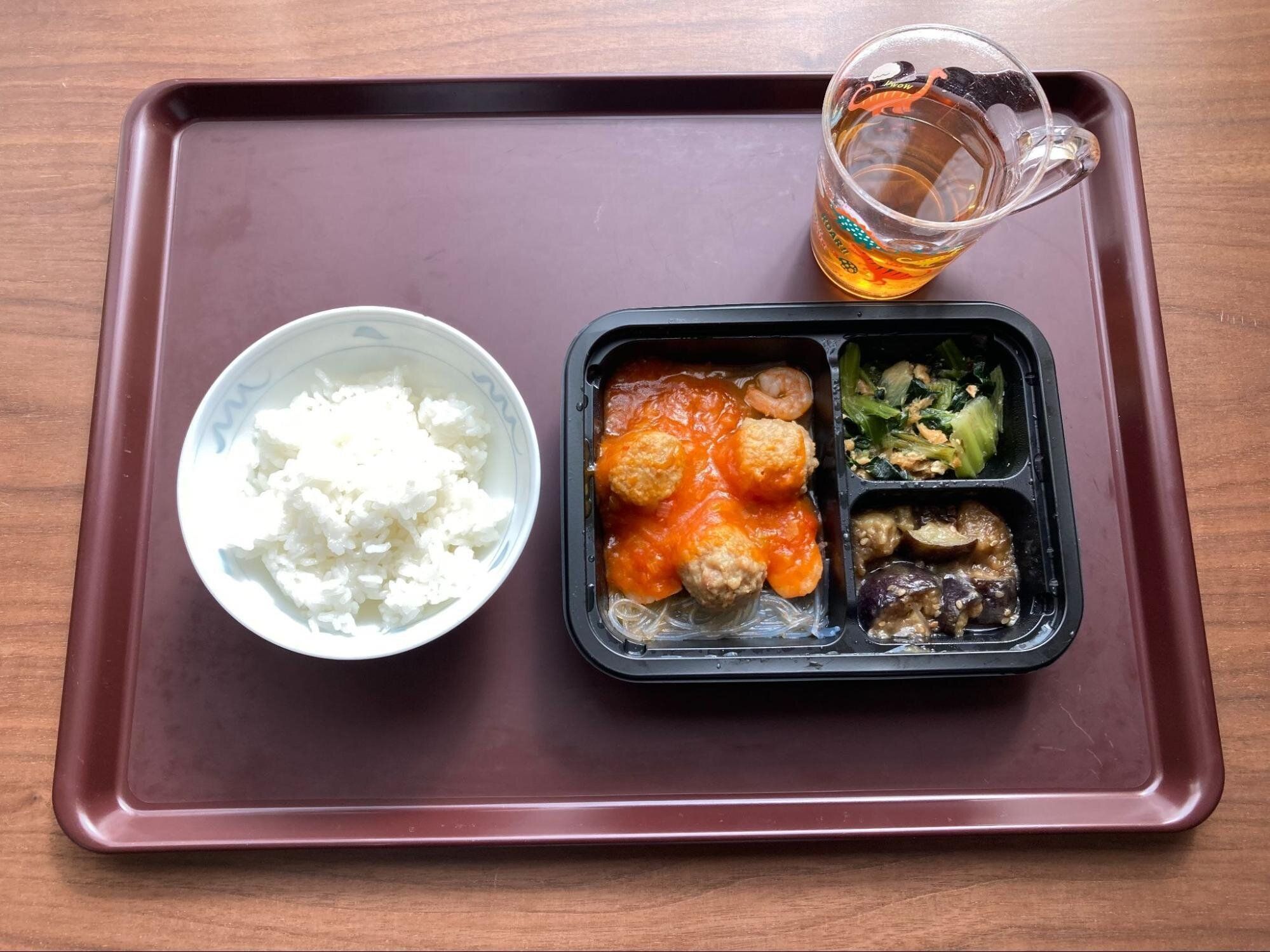 ヨシケイ シンプルミール えびと肉団子のチリソース