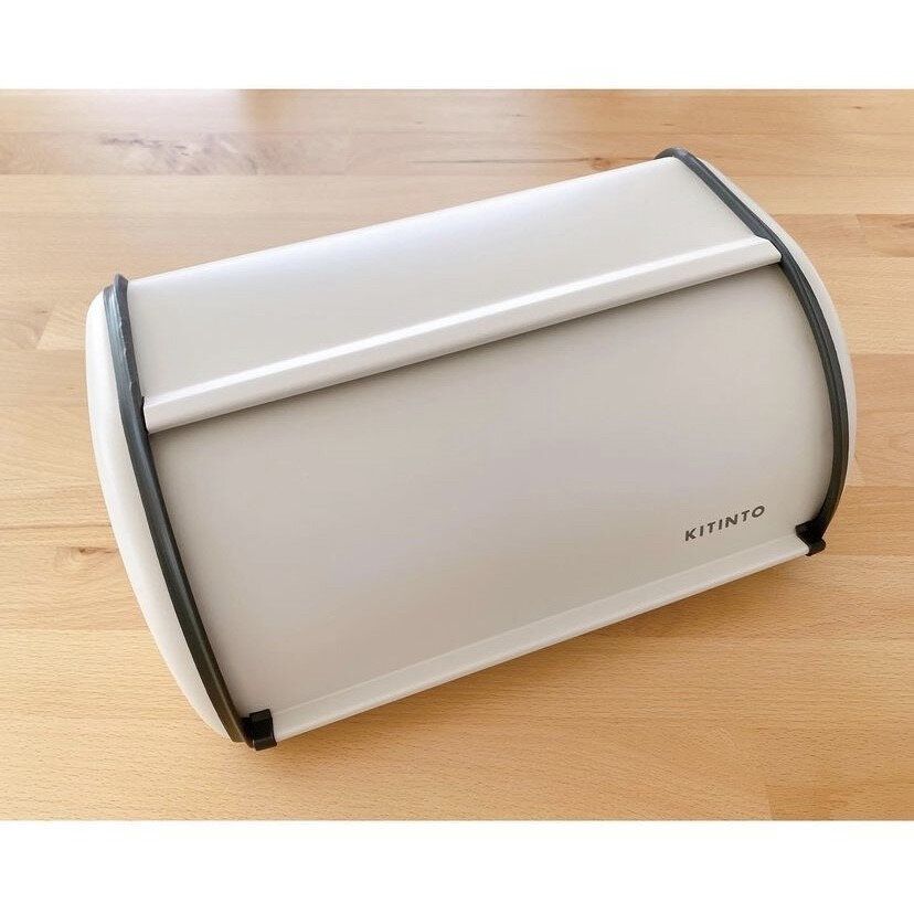 どんなインテリアにも合う「ブレッドケース」