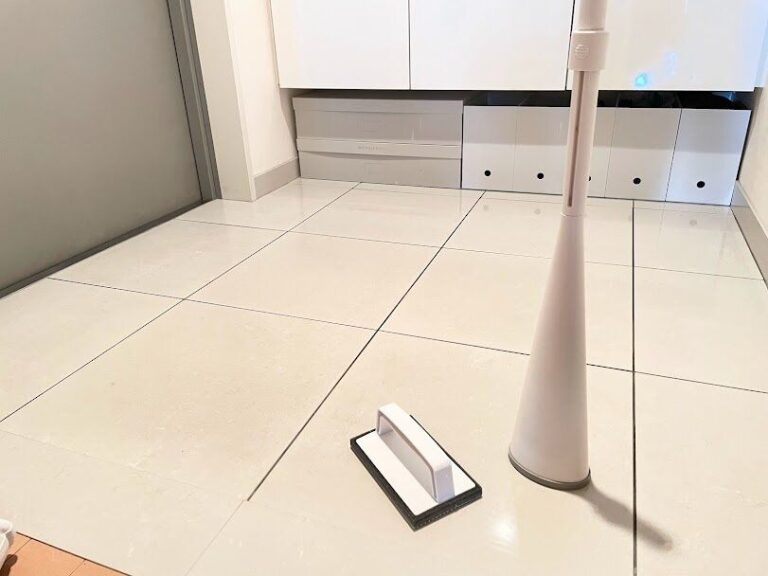 【カインズ】水だけ、洗剤要らずでキレイに!?玄関掃除が劇的にラクになる便利アイテム