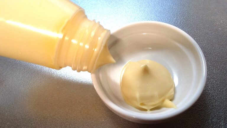 豆腐はマヨネーズで焼くとおいしくなる！淡白な豆腐のコクとうま味を高める、おすすめレシピ