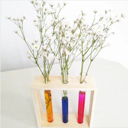 【ダイソー】こんなものまで売ってるの?!試験管風一輪挿しがかわいすぎる