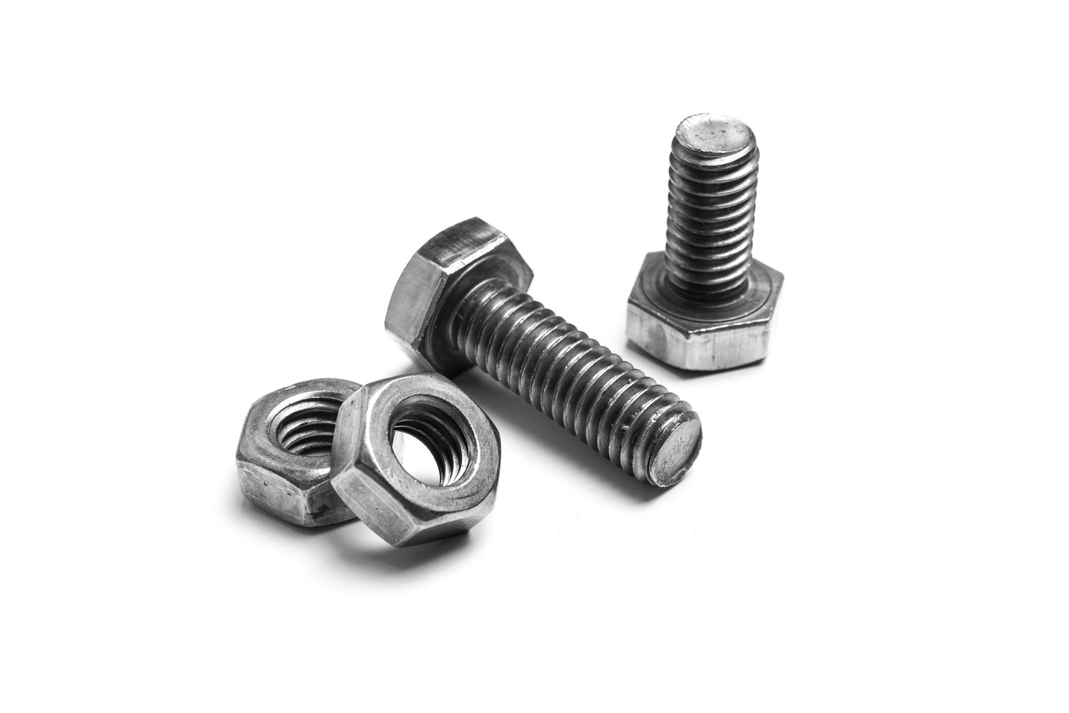 ボルトとナットは、白い背景で隔離