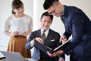 「ご教示の意味」とは？ご教授との違いや例文、注意点や言い換え表現まで