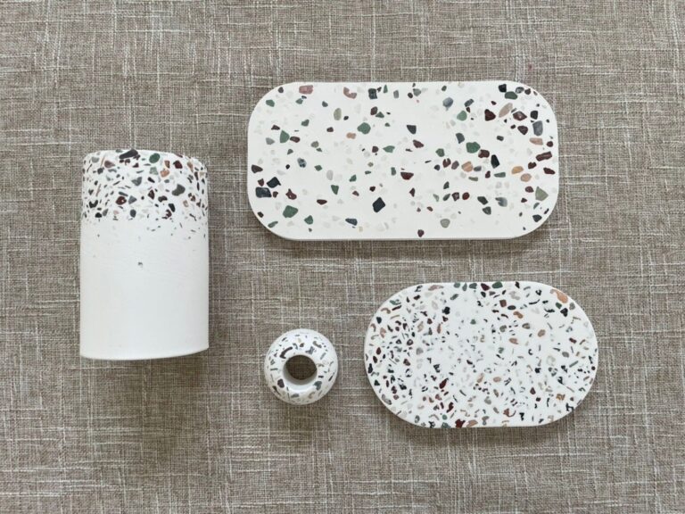 3COINSのかわいすぎる珪藻土シリーズ！湿気にも強い珪藻土で水回りを華やかに彩って