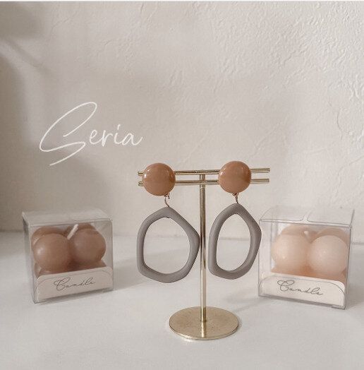 【セリア】まさかこの値段！？インスタグラマーもおどろきのピアスホルダー