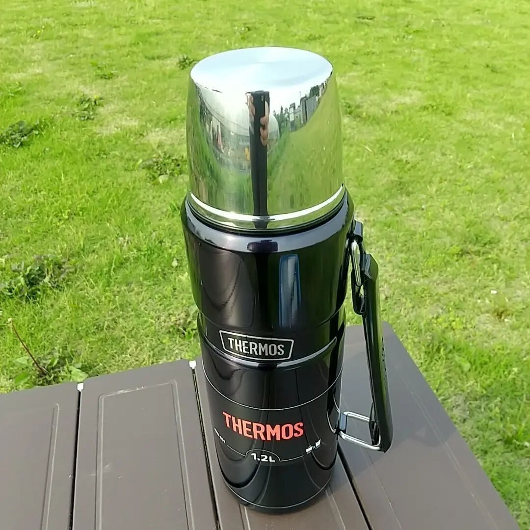 【ワークマン】お手入れ簡単！サーモスのコップつき水筒