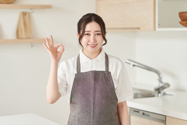 収入・時間・やりがい・ 人間関係まで調べてみた！主婦が活躍する介護・福祉、料理や掃除の仕事図鑑