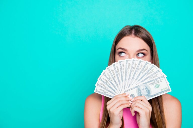 私の経歴は「元浪費家」…でも貯金ができるようになった！年間100万円を貯金したいならまずはここから！