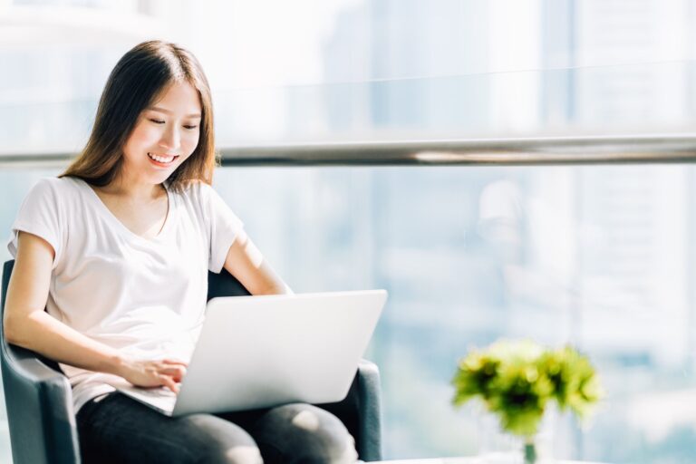 主婦が仕事を始めるなら今！その理由と就活が成功するポイントをプロが解説