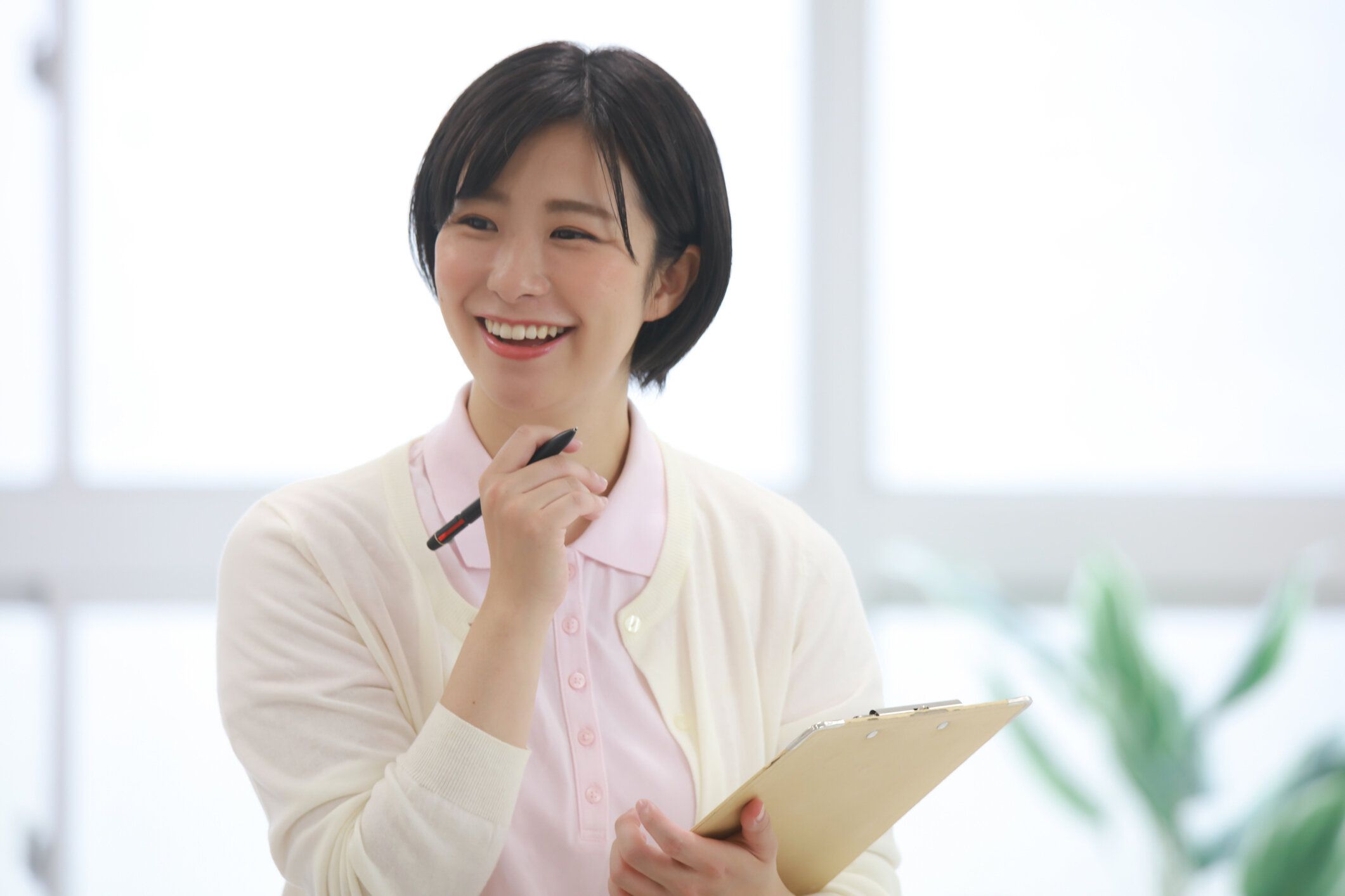 バインダー付き介護者画像