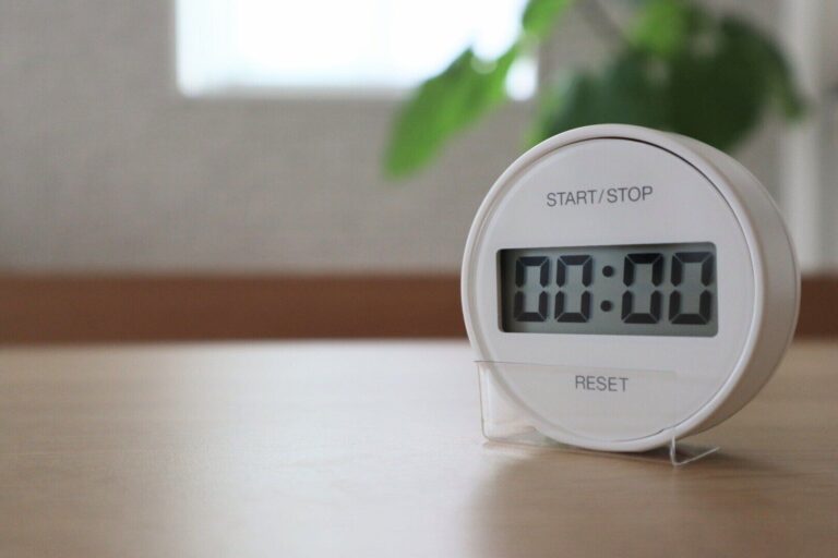 【無印良品】プッシュ式より圧倒的に便利！ダイヤル式キッチンタイマーを支える縁の下の力持ち