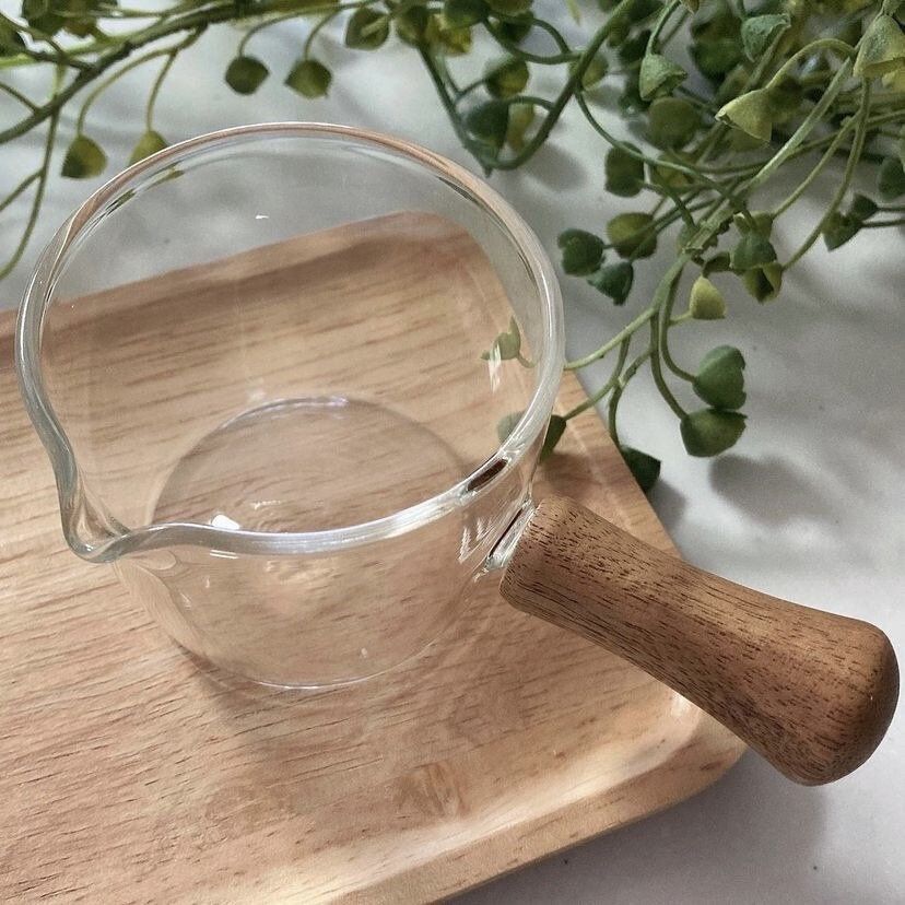 ガラスミルクポット