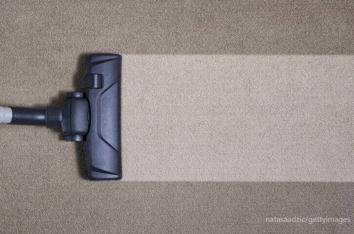 【ホコリ】ホコリを侮ってはダメ！家事のプロが指摘するふわふわしても恐ろしいホコリたち