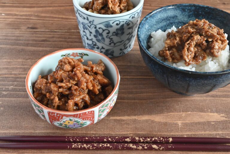 ごはんに！納豆に！何かと便利♪材料5つ！メイン食材1つでつくれる常備菜「肉みそ」レシピ