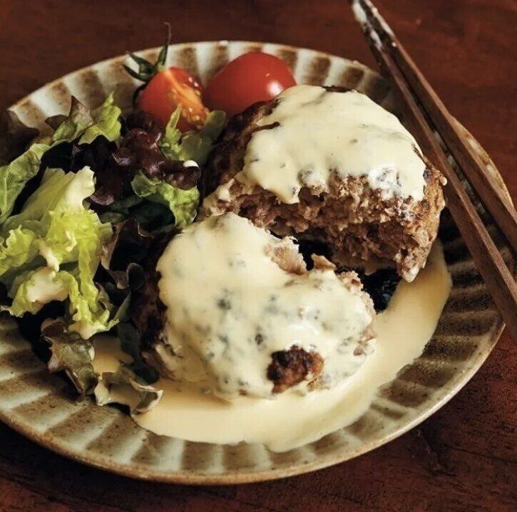 和風ハンバーグ めんつゆマヨソース