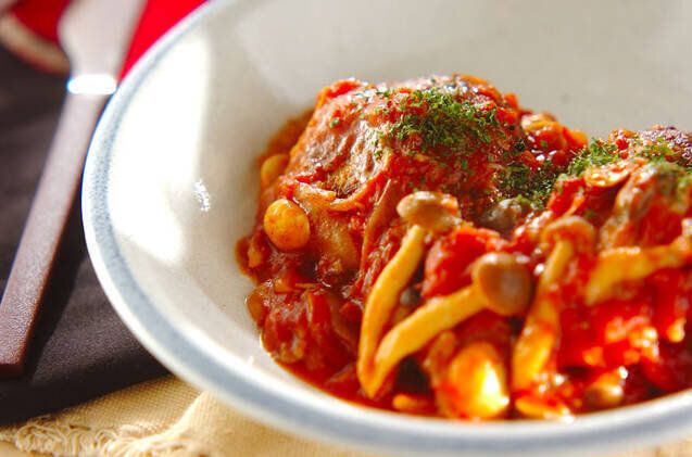 トマト煮込みハンバーグ