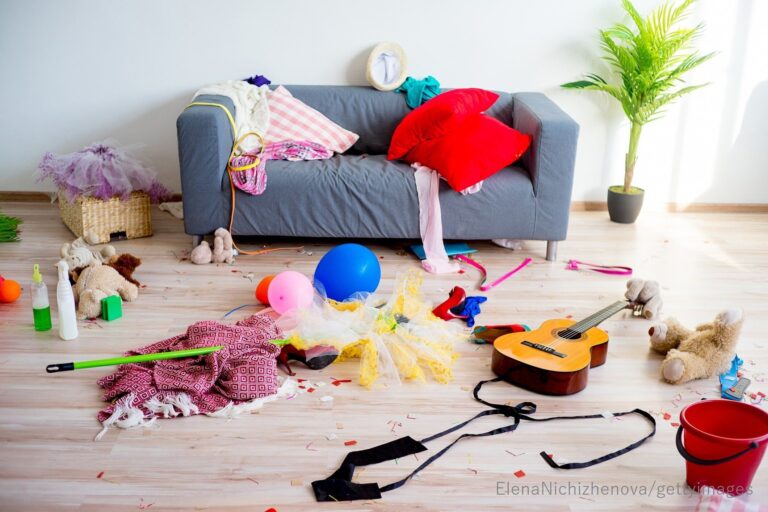 【子どもに効いた！】散らかり放題リビングが即片付いた3つの方法