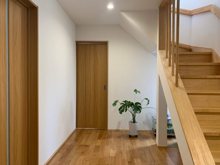 【自己紹介】シンプル大好き！整理収納アドバイザーの村上真由美です。