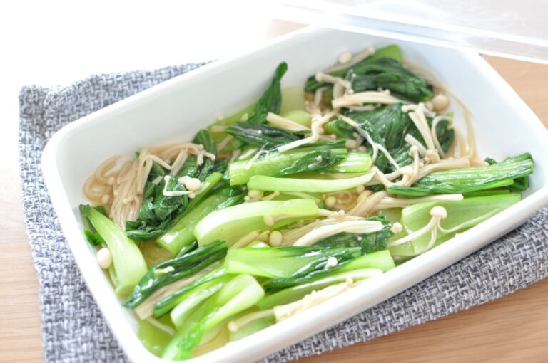 材料4つ＆レンジ【チンゲン菜とえのきのやみつきナムル】家計に優しい作り置き副菜レシピ