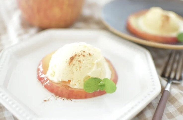 カットしたりんごで簡単スイーツ