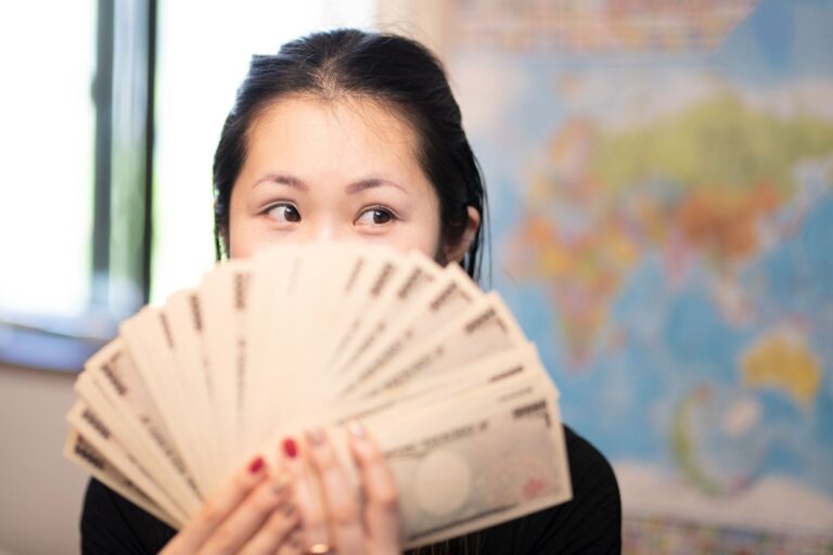 貯め上手な人が「絶対やらない10のこと」