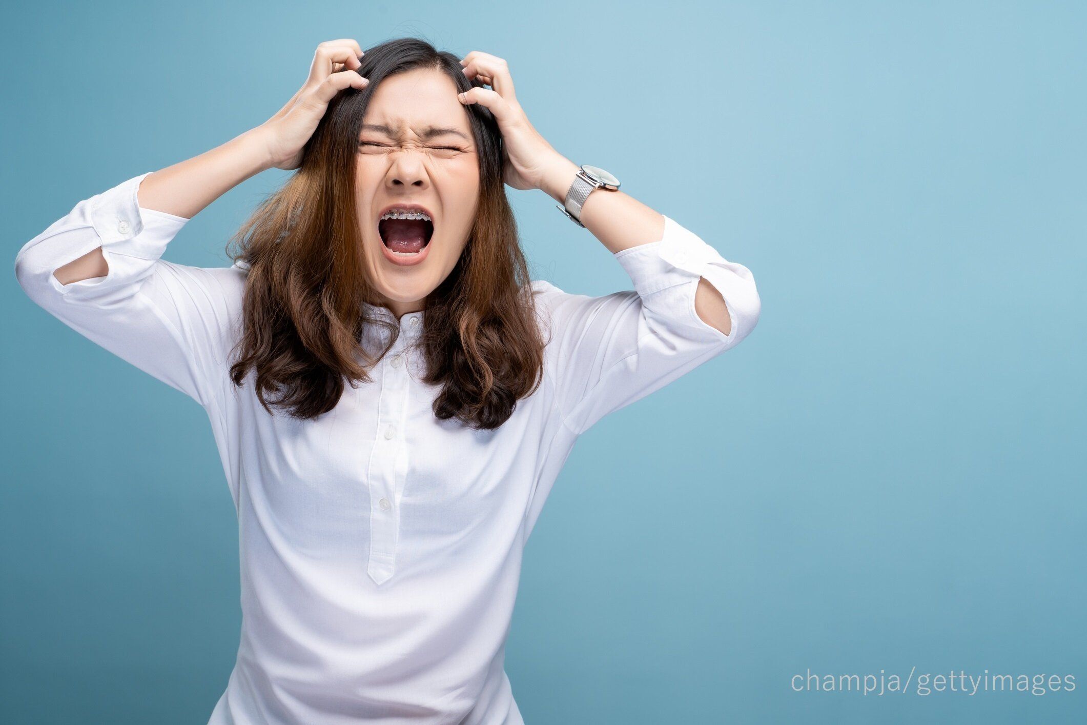 ショックな女性の画像