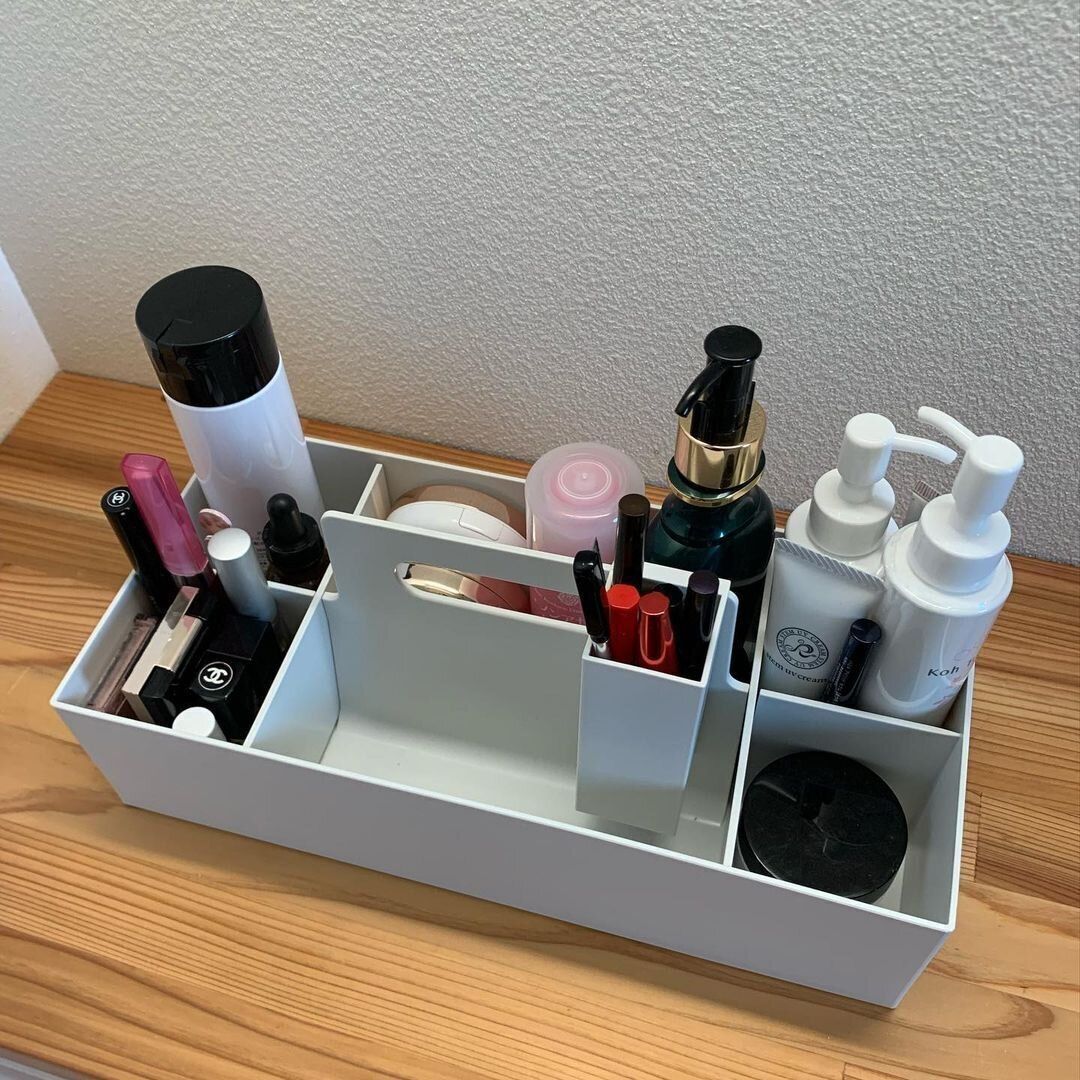 【無印良品】メイクポーチも不要に!?キャリーボックス