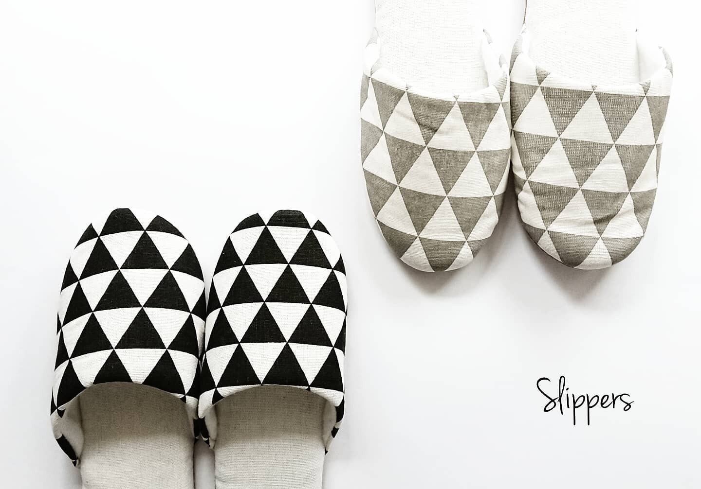 【キャンドゥ】お客さま用としても使える!モノトーンスリッパ