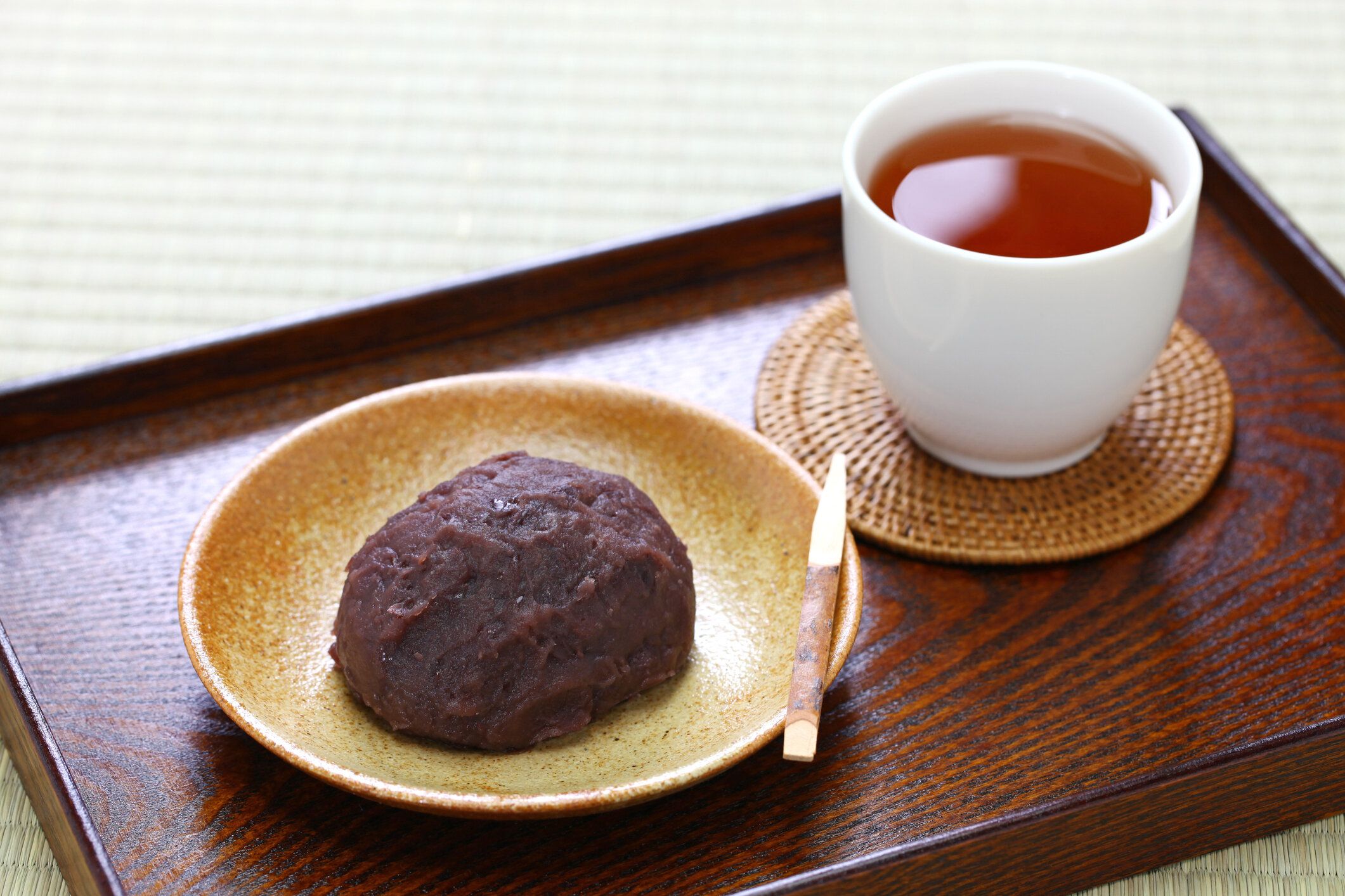 オハギ、日本の伝統的な甘い、