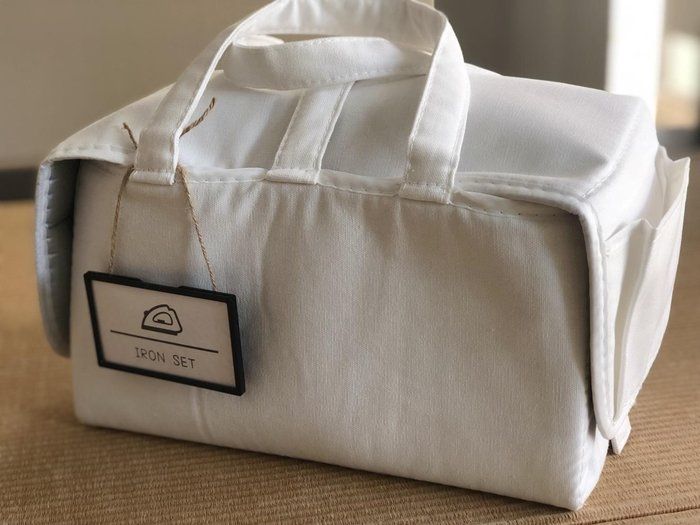 アイロン収納にも、アイロン台にもなる!