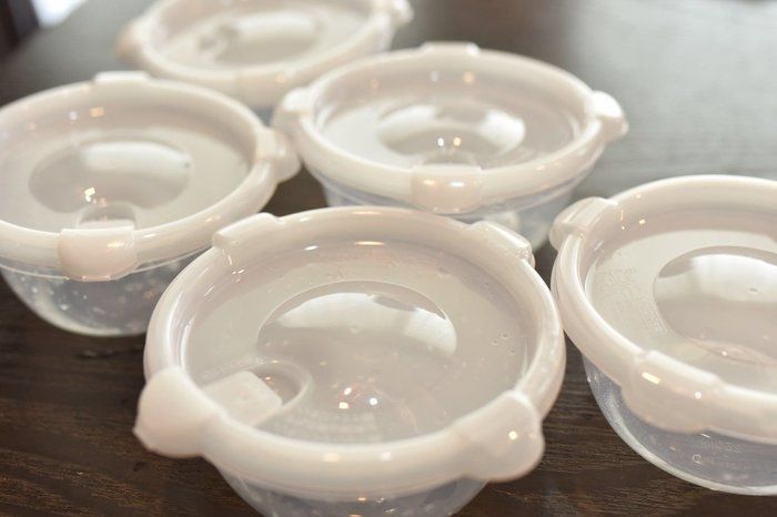 ご飯を一膳ずつ保存できて、デザインもシンプルなのが魅力の保存容器