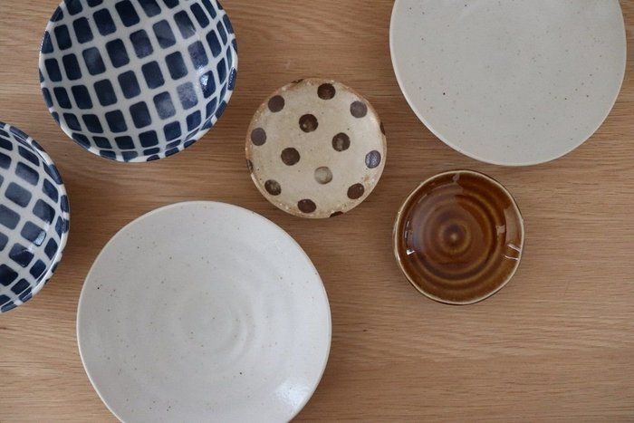 軽くて、電子レンジ、食洗機にも対応。色柄も和を思わせるオシャレなデザイン多数!