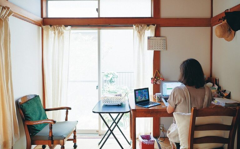 36歳で夫と死別…「体力があるうちに」と10年かけて不要な物を捨てたら心も身軽に！