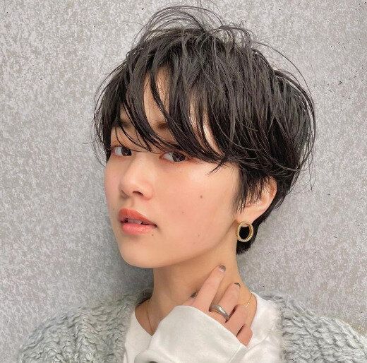 ラフな動きがイマドキ！ニュアンスショート