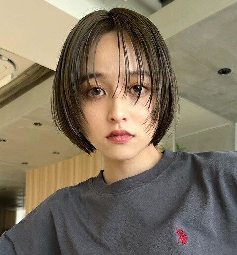 こなれ感があっておしゃれ！旬の前上がりボブ