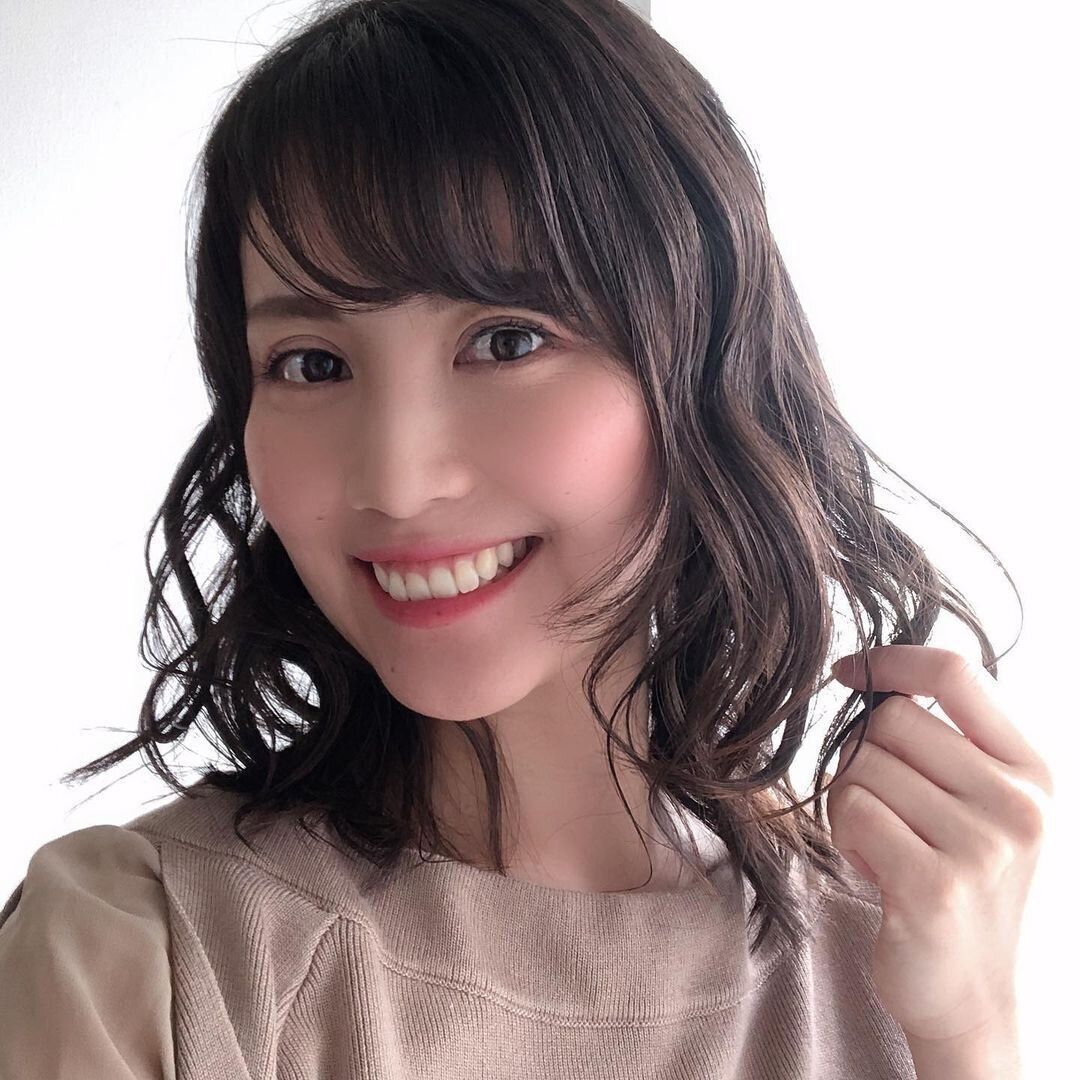 40代丸顔に似合うヘアスタイル 丸顔・猫っ毛さんにはミディアムパーマも！