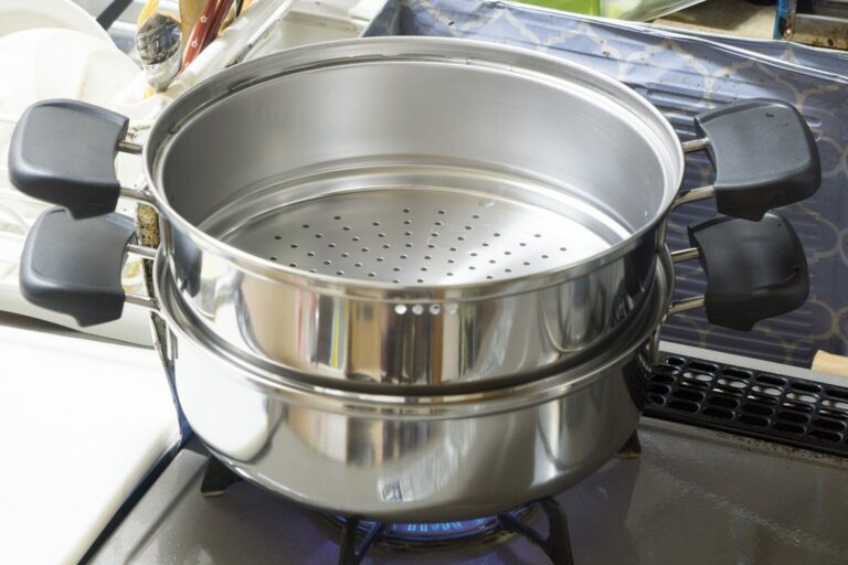 「蒸し器」がないときの代用品を検証！おすすめの使い方も紹介【管理栄養士が解説】