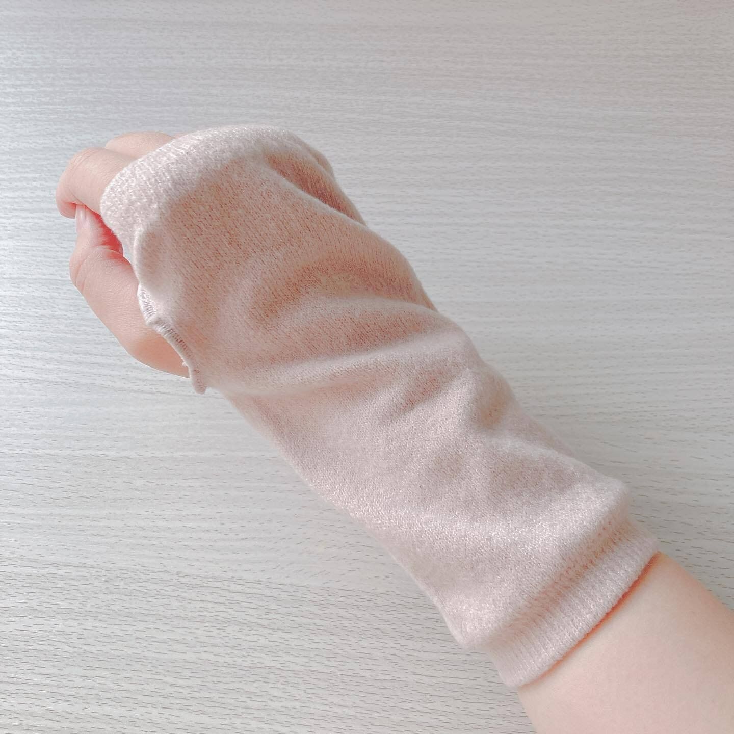 【セリア】肌触り抜群!トレンド感もあるアームウォーマー