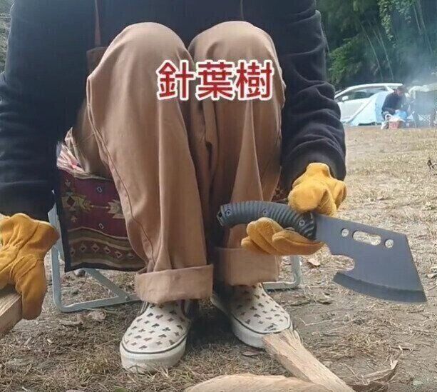 【ワークマン】初心者のお試しに最適のナタ